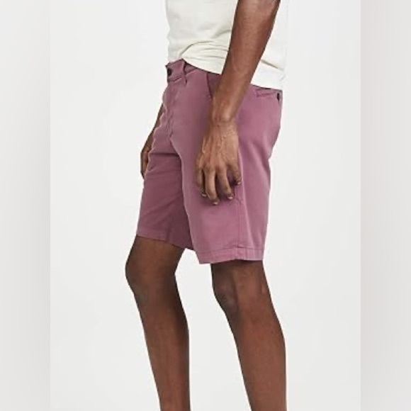 Ted Baker Dark Rose Pink Classic Chino Shorts 30R - Picture 1 of 8